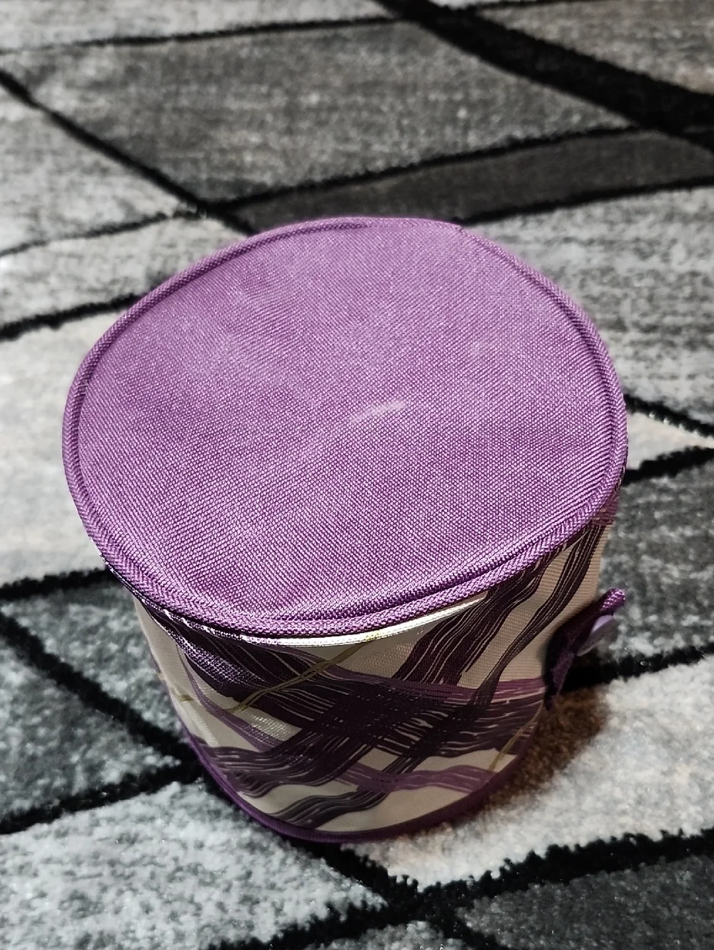 THIRTY-ONE GIFTS OH-SNAP MINI ROUND STORAGE CONTAINER BIN ORGANIZER PLUM  DESIGN